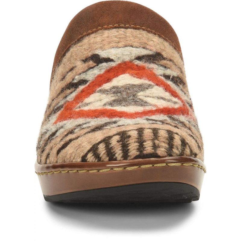 Born Women's Bandy Blanket Clogs - Glazed Ginger Blanket (Brown)