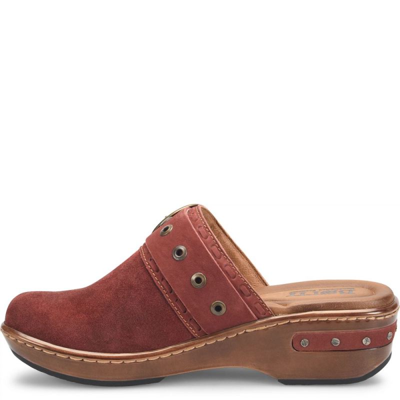 Born Women's Banyan Clogs - Dark Brick Distressed (Red)