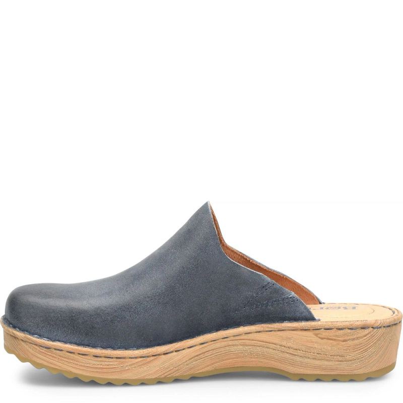 Born Women's Andy Clogs - Light Jeans Distressed (Blue)